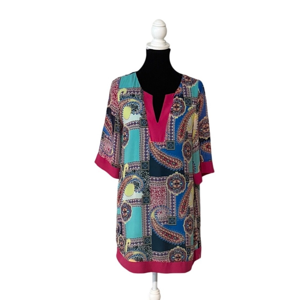 Umgee USA‎ Womens Medium Paisley Patchwork Tunic Top Pink Trim Split Neck Boho